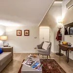 Chiaia Loft